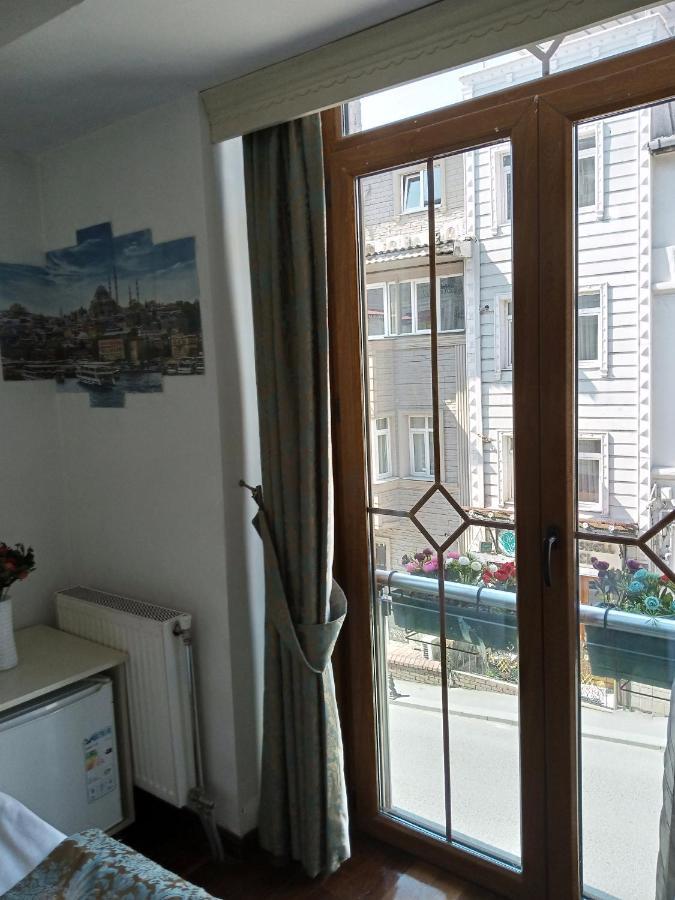 La Petite Maison Hotel Istanbul Exterior photo